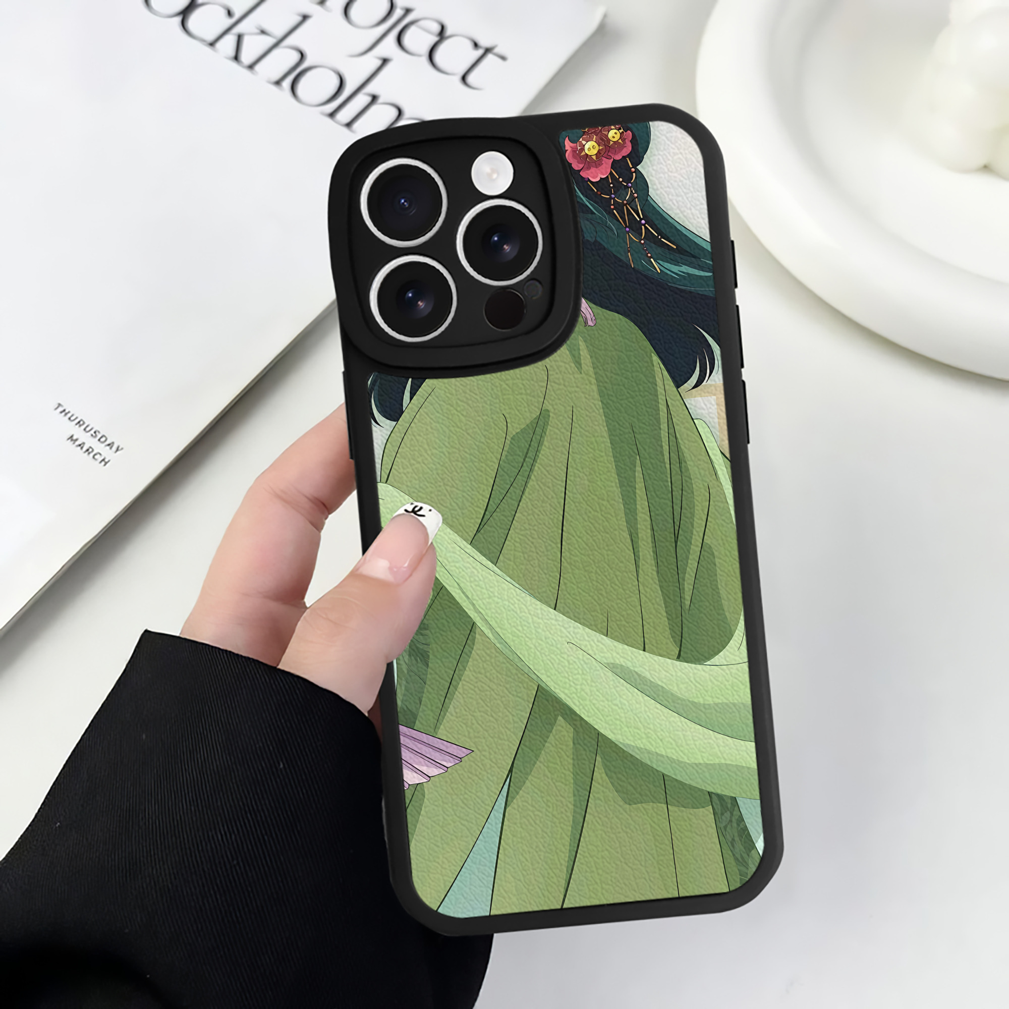 薬屋のひとりごと The Apothecary Diaries 【iPhone 16シリーズ対応】シリコンスマホケース（レザー調） 材質：シリコン